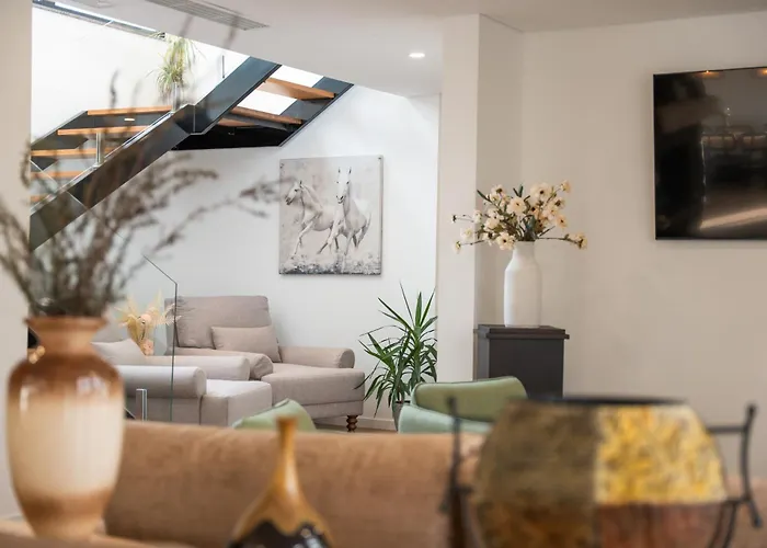 ホテル Azores Homes &