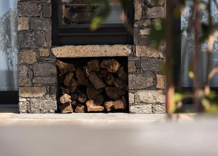 Azores Homes & ホテル