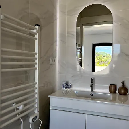 Azores Homes & Hotel