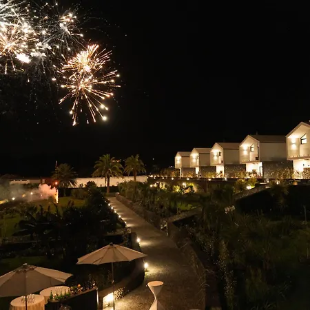 Azores Homes & 4*