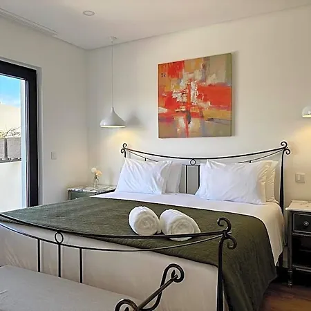 Szálloda Azores Homes & 4*