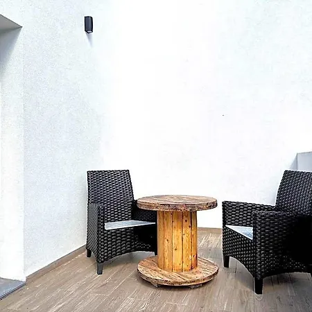 Azores Homes & 4* Ponta Delgada