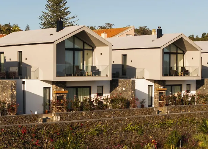 Azores Homes & 4* Ponta Delgada