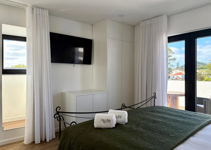 فندق Azores Homes & 4*