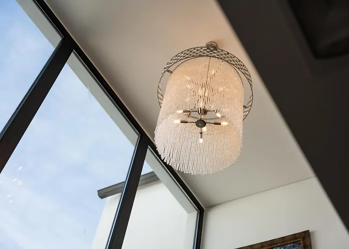 فندق Azores Homes & 4*